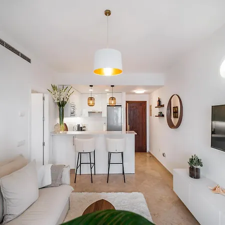 Seaside With Pool 埃斯特波纳