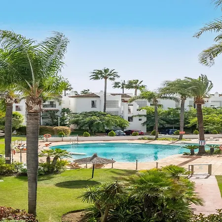 Seaside With Pool *