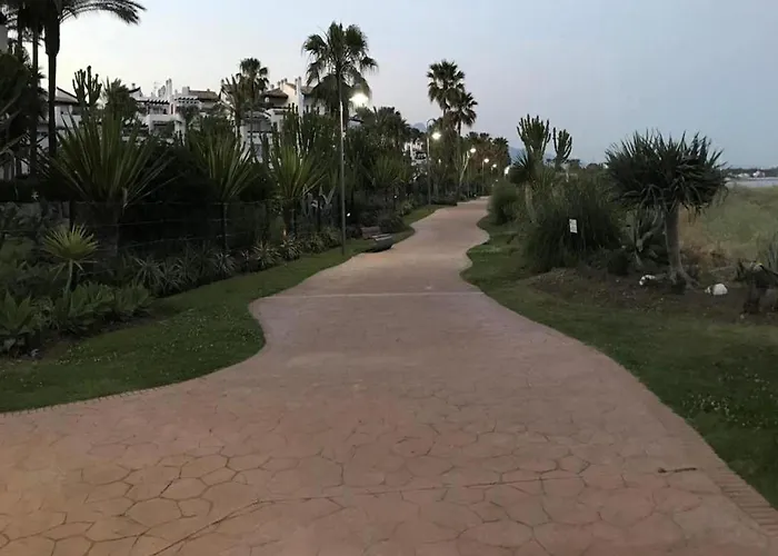 Seaside With Pool Appartement *