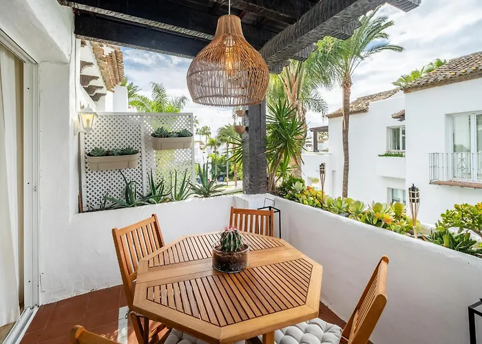 Seaside With Pool Apartamento