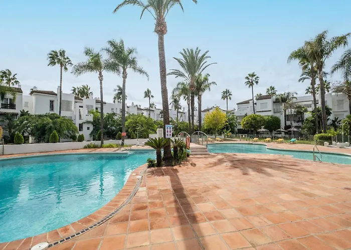 Seaside With Pool Estepona